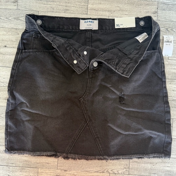 Old Navy Black Jean Skirt (Girls size 14) with adjustable waist NWT - Picture 2 of 7